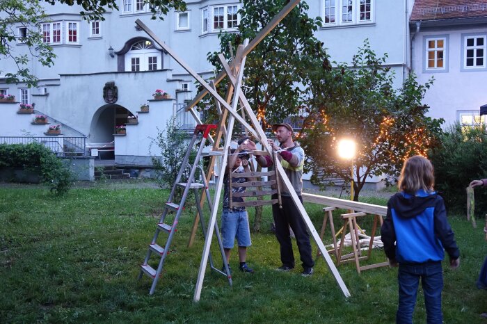 Entstehung einer "Kreativskulptur" zur Langen Nacht der Museen 2024 mit Florian Schmigalle